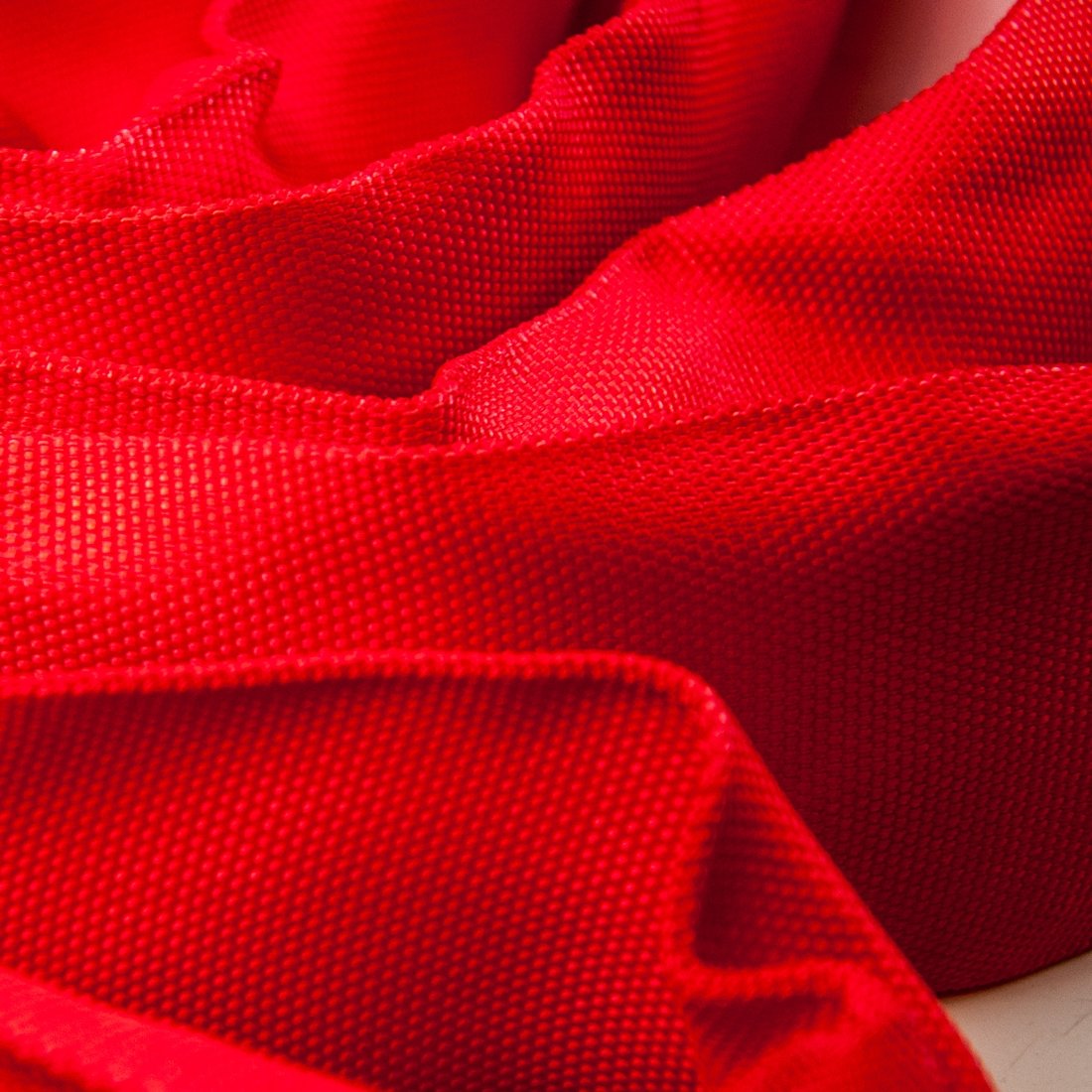 VULCAN Round Sling - Heavy Duty - 10 Foot - Red - Safe Working Load of 13,200 Lbs. (V) - 10,600 Lbs. (C) and 26,400 Lbs. (B)